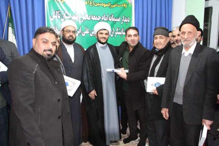 تصاویر/دیدار مادحین اهل بیت شهرستان تالش با امام جمعه شهرستان تالش