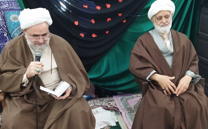 تصاویر/ مراسم سوگواری وفات حضرت زینب(س) در جمع معتکفین مسجد جامع حضرت ابوالفضل(ع)