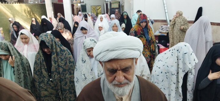 تصاویر/ مراسم سوگواری وفات حضرت زینب(س) در جمع معتکفین مسجد جامع حضرت ابوالفضل(ع)