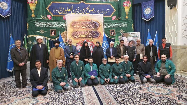 تصاویر/ برگزاری مراسم تکریم پدران شهدا و آیین ملبس شدن خدام در حریم امامزاده صالح (ع) فرحزاد