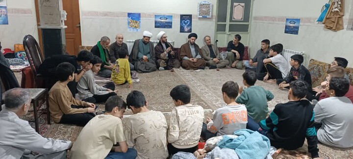 تصاویر/ حضور امام جمعه سلطانیه در جمع معتکفین این شهرستان