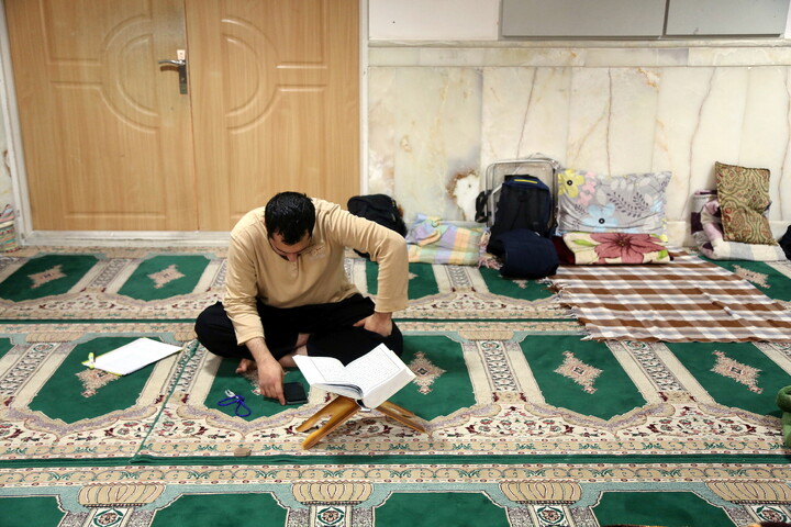 تصاویر/ برگزاری مراسم معنوی اعتکاف در مسجد دانشگاه آزاد قم