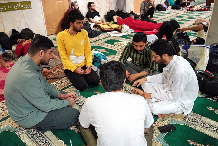 تصاویر/ برگزاری مراسم معنوی اعتکاف در مسجد دانشگاه آزاد قم