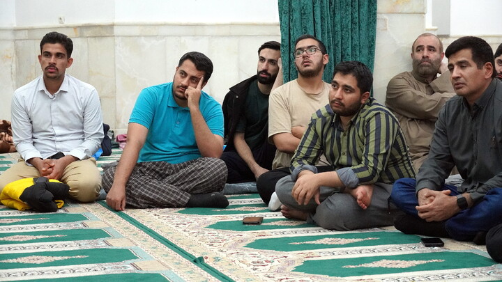 تصاویر/ برگزاری مراسم معنوی اعتکاف در مسجد دانشگاه آزاد قم