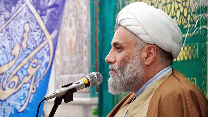 تصاویر/ برگزاری مراسم معنوی اعتکاف در مسجد دانشگاه آزاد قم