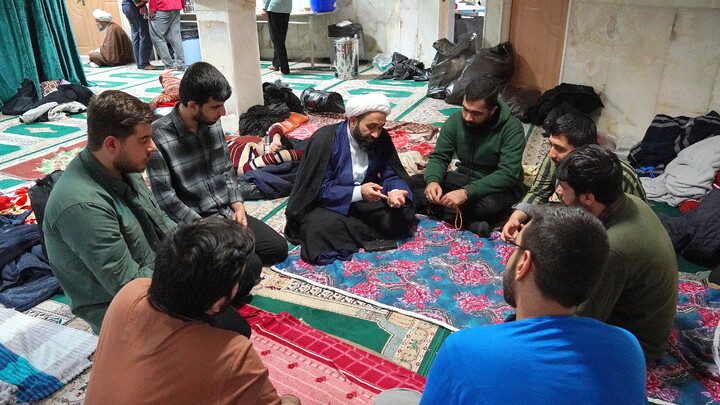 تصاویر/ برگزاری مراسم معنوی اعتکاف در مسجد دانشگاه آزاد قم