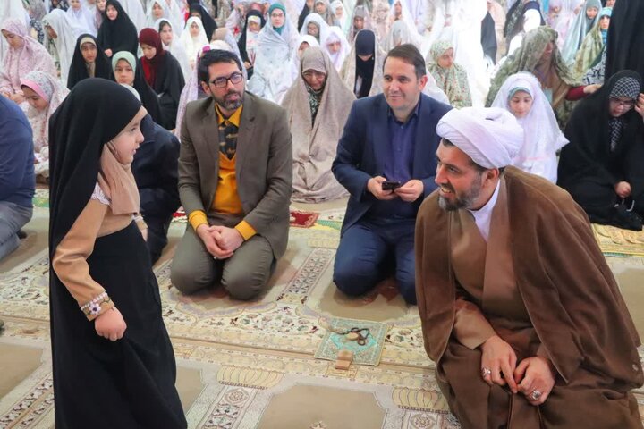 تصاویر/ حضور امام جمعه اسلامشهر در جمع معتکفین