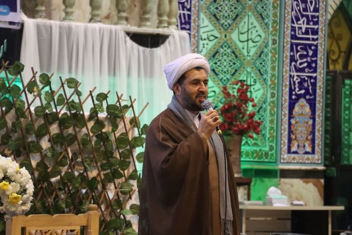 تصاویر/ حضور امام جمعه اسلامشهر در جمع معتکفین