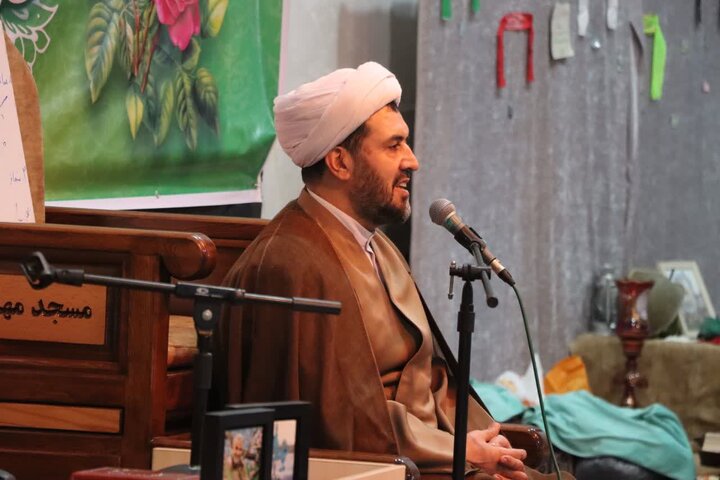 تصاویر/ حضور امام جمعه اسلامشهر در جمع معتکفین