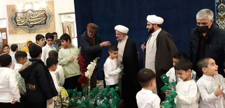 تصاویر/ اعتکاف دانش آموزی در مسجد جامع احمدیه تهران