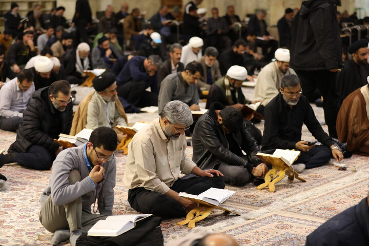 تصاویر/ اعمال ام داوود در حرم حضرت معصومه(س) و مسجد امام حسن عسکری (ع)