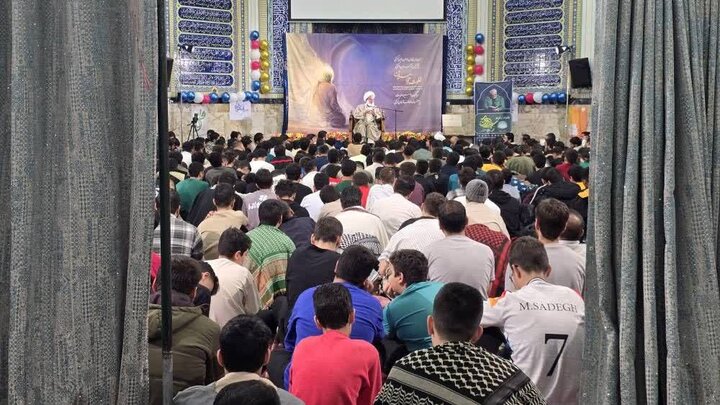 تصاویر/ اعتکاف رجبیه در مسجد حضرت ولیعصر(عج)