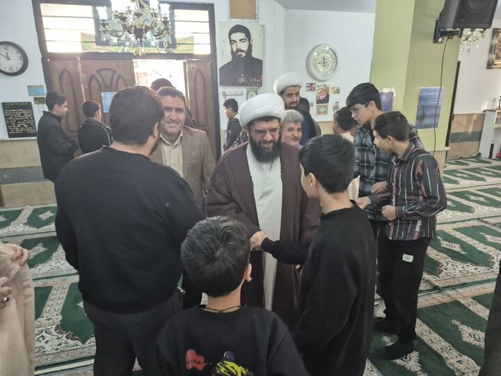 تصاویر/ حضور امام‌ جمعه پاکدشت در جمع معتکفین