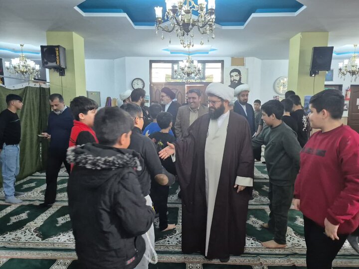 تصاویر/ حضور امام‌ جمعه پاکدشت در جمع معتکفین