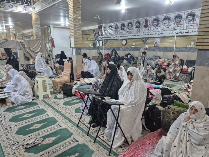 تصاویر/ حضور امام‌ جمعه پاکدشت در جمع معتکفین