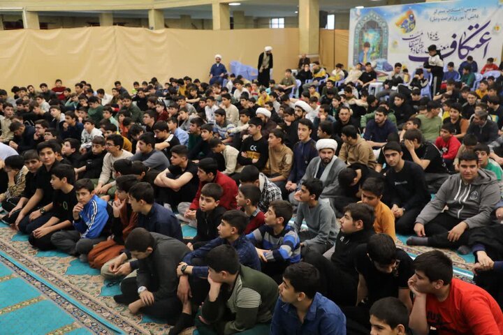 تصاویر/ پایان سه روز اعتکاف دانش آموزی در ارومیه