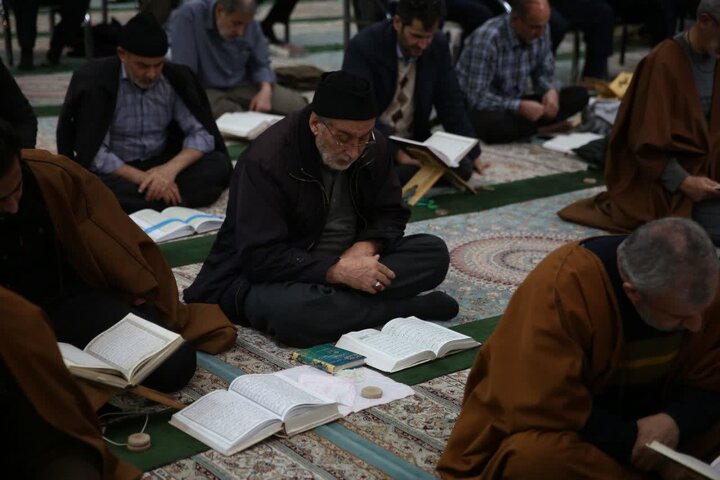 تصاویر/ اعمال ام داوود در مسجد جنرال ارومیه