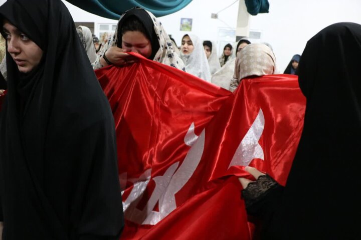 تصاویر/ پایان سه روز اعتکاف دانش آموزان دختر در خوی