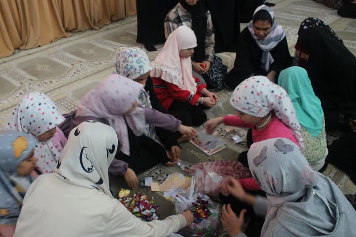 تصاویر/برگزاری ویژه‌برنامه‌های فرهنگی با حضور مدیر حوزه علمیه خواهران کردستان