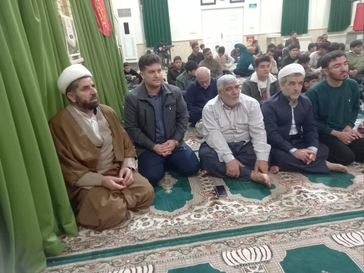 تصاویر/برگزاری مراسم چهلچراغ آیه ها در مسجد امام حسن مجتبی(ع) کامیاران