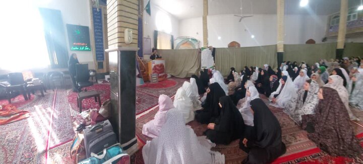 تصاویر/ برگزاری اعتکاف بانوان در مسجد فاطمة  الزهرای نقده