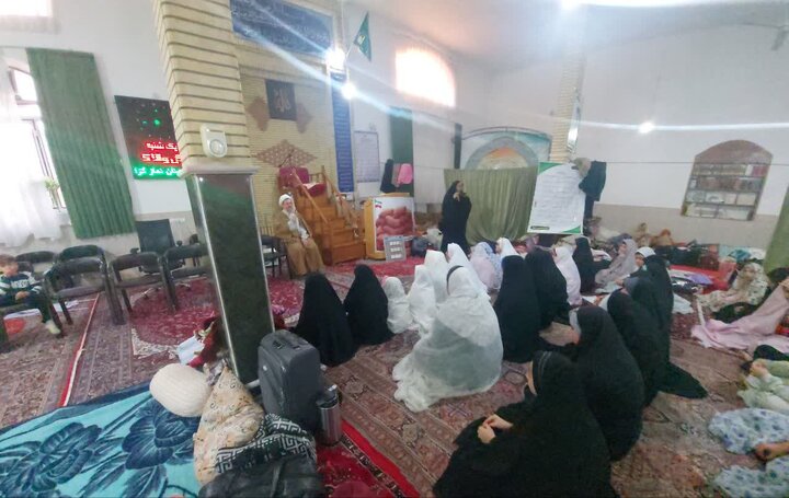 تصاویر/ برگزاری اعتکاف بانوان در مسجد فاطمة  الزهرای نقده
