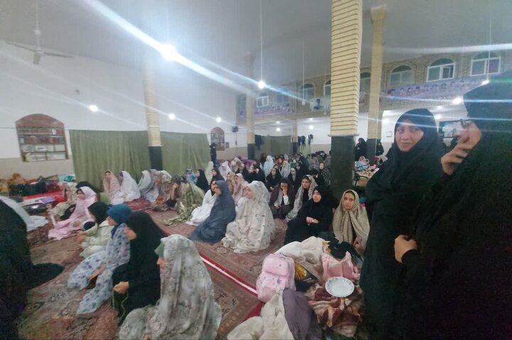 تصاویر/ برگزاری اعتکاف بانوان در مسجد فاطمة  الزهرای نقده