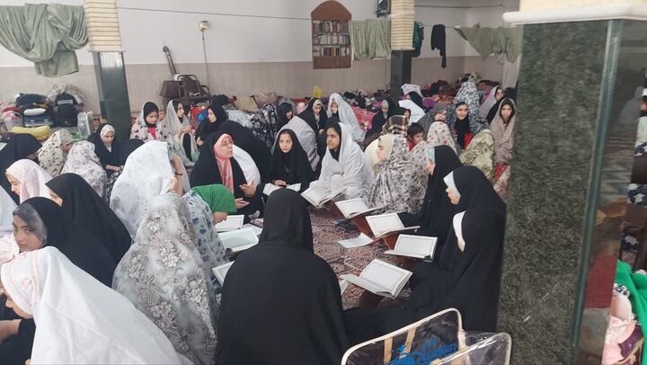 تصاویر/ برگزاری اعتکاف بانوان در مسجد فاطمة  الزهرای نقده