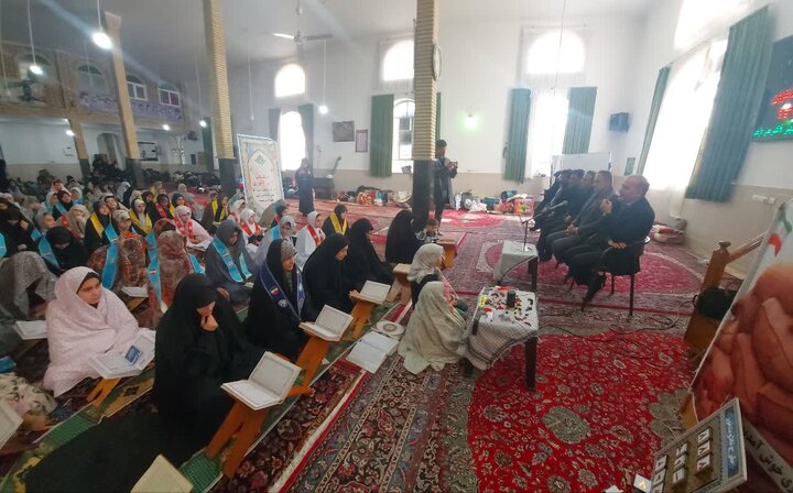 تصاویر/ برگزاری اعتکاف بانوان در مسجد فاطمة  الزهرای نقده