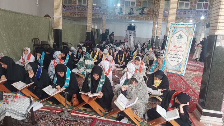 تصاویر/ برگزاری اعتکاف بانوان در مسجد فاطمة  الزهرای نقده