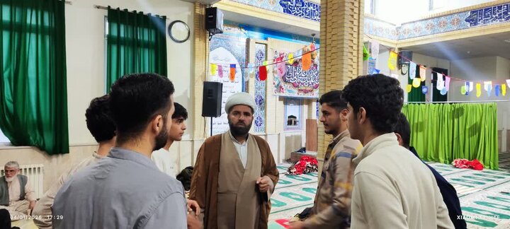 تصاویر/برگزاری حلقه‌های جهاد تبیین و آزاداندیشی در مسجد امام حسن مجتبی (ع) کامیاران