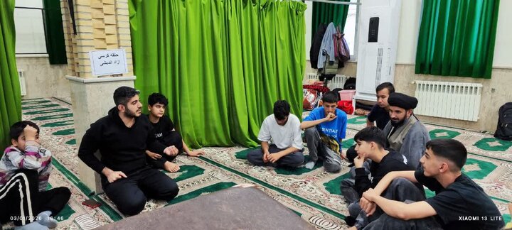 تصاویر/برگزاری حلقه‌های جهاد تبیین و آزاداندیشی در مسجد امام حسن مجتبی (ع) کامیاران