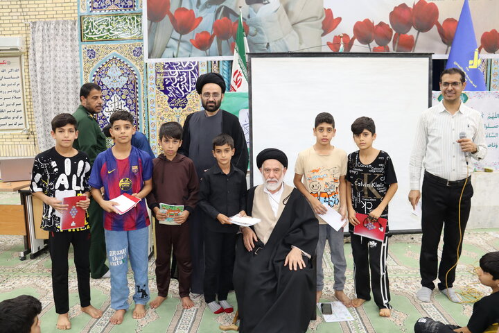 تصاویر/ سومین روز اعتکاف در مصلی دیّر