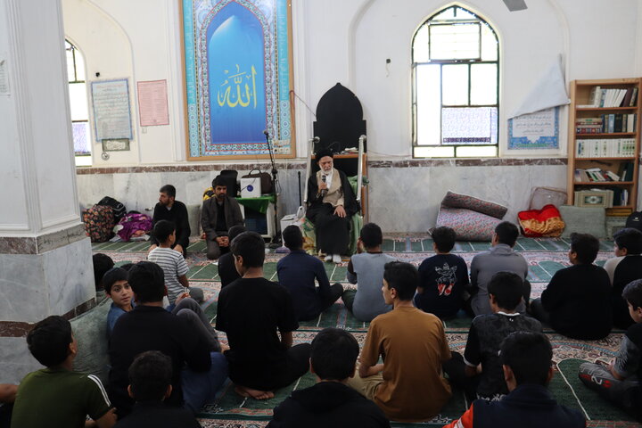 تصاویر/ اعتکاف دانش‌آموزان پسر در دوراهک