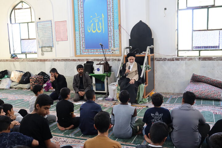 تصاویر/ اعتکاف دانش‌آموزان پسر در دوراهک