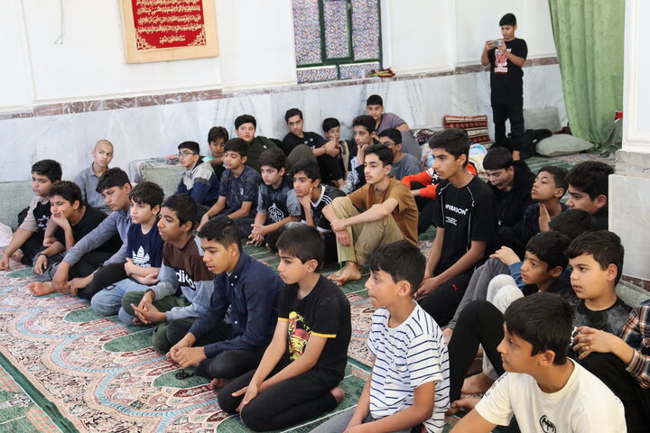 تصاویر/ اعتکاف دانش‌آموزان پسر در دوراهک