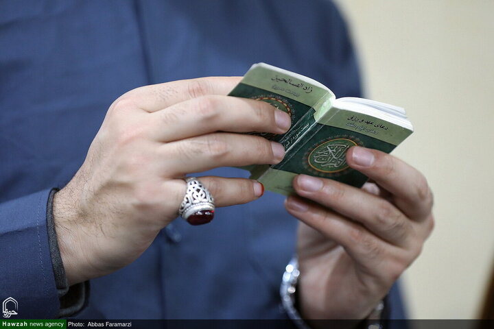 مراسم الاعتكاف في مسجد الإمام الحسن العسکري (عليه السلام) بقم