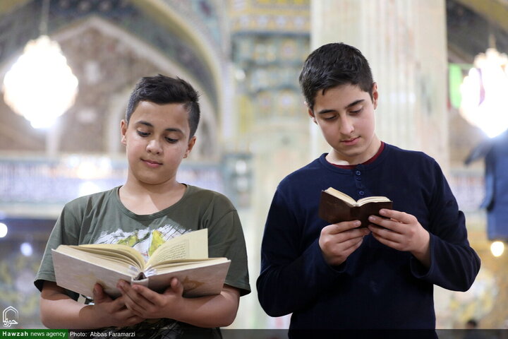 مراسم الاعتكاف في مسجد الإمام الحسن العسکري (عليه السلام) بقم