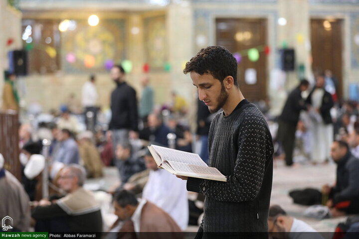 مراسم الاعتكاف في مسجد الإمام الحسن العسکري (عليه السلام) بقم