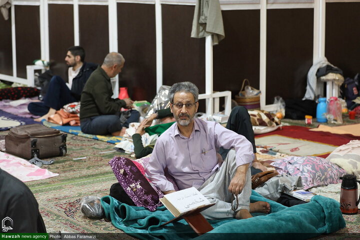 مراسم الاعتكاف في مسجد الإمام الحسن العسکري (عليه السلام) بقم