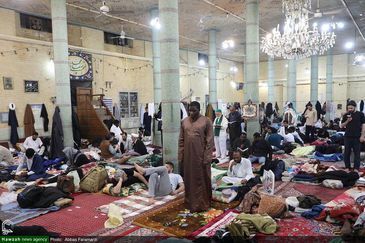 مراسم الاعتكاف في مسجد الإمام الحسن العسکري (عليه السلام) بقم