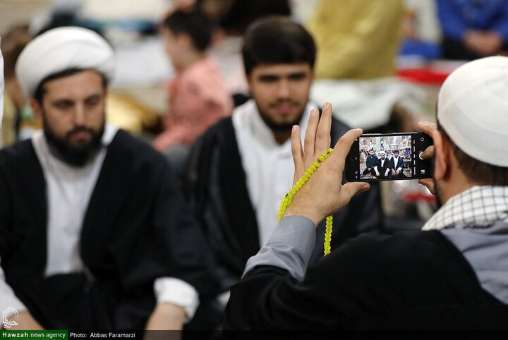 مراسم الاعتكاف في مسجد الإمام الحسن العسکري (عليه السلام) بقم