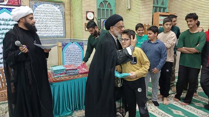 تصاویر/ بدرقه معتکفین نطنز با حضور امام جمعه