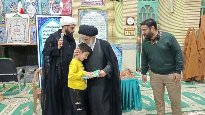 تصاویر/ بدرقه معتکفین نطنز با حضور امام جمعه