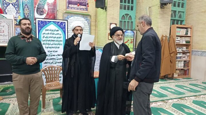 تصاویر/ بدرقه معتکفین نطنز با حضور امام جمعه