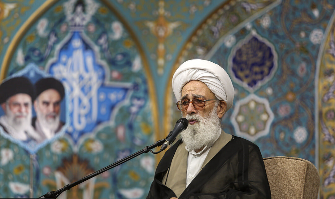 قرآن کریم کی نگاہ میں پاکیزہ شاعری حق کے دفاع اور معاشرے کی تربیت کا مؤثر ذریعہ ہے: حجۃ الاسلام نظری منفرد