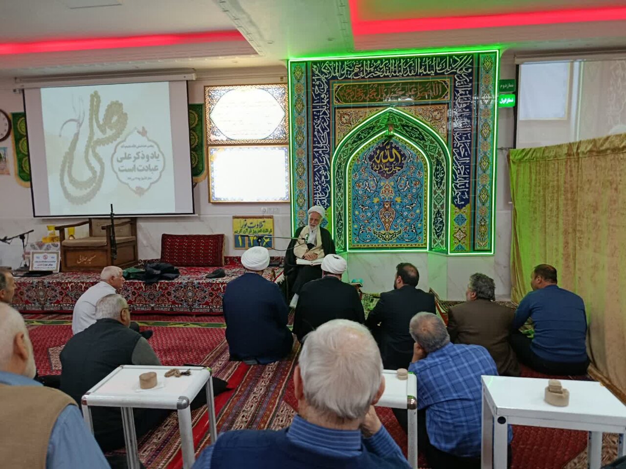 قلب‌ها را با ایمان و یاد خدا آباد کنیم