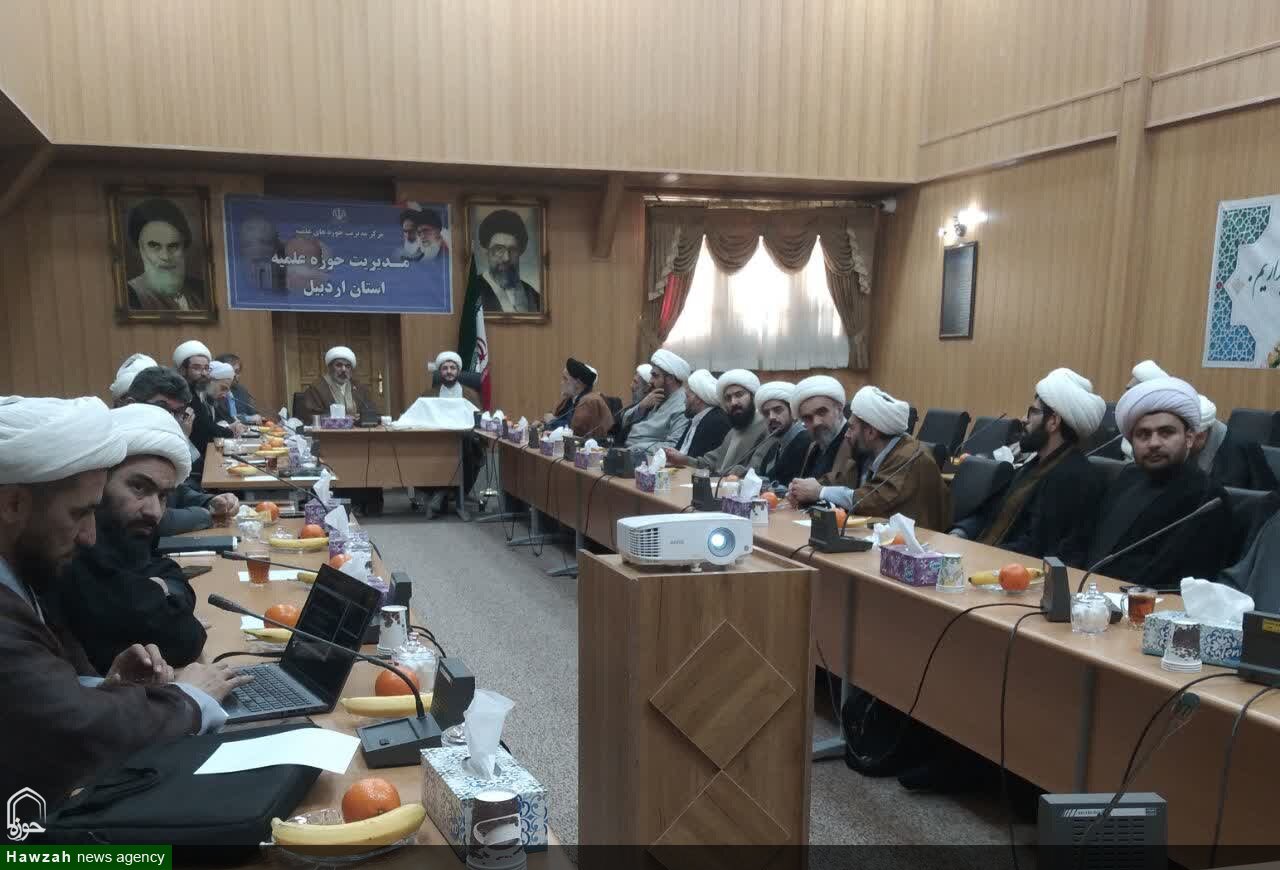 رونمایی از دو اثر پژوهشی جدید در اردبیل با حضور معاون پژوهش حوزه‌های علمیه