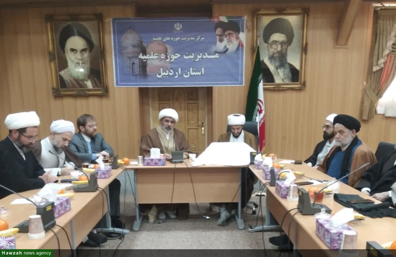 رونمایی از دو اثر پژوهشی جدید در اردبیل با حضور معاون پژوهش حوزه‌های علمیه