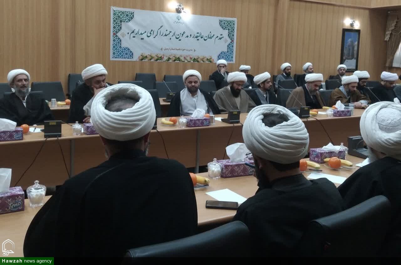 رونمایی از دو اثر پژوهشی جدید در اردبیل با حضور معاون پژوهش حوزه‌های علمیه